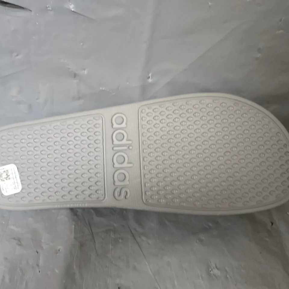UNBOXED PAIR OF ADIDAS 3 STRIPE SLIDES IN GREY - SIZE 12