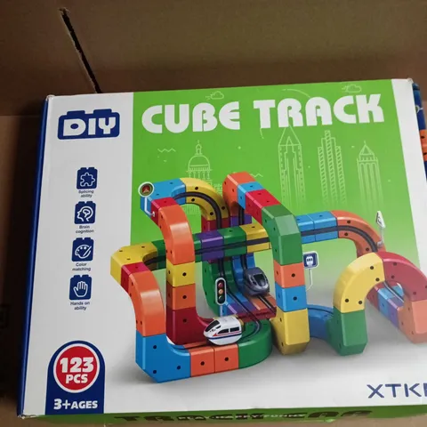 CUBE TRACK DIY BUILDING TOY SET 