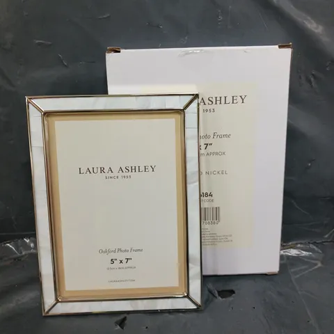 BOXED LAURA ASHLEY OAKFORD PHOTO FRAME IN POLISHED NICKEL - 5 X 7"