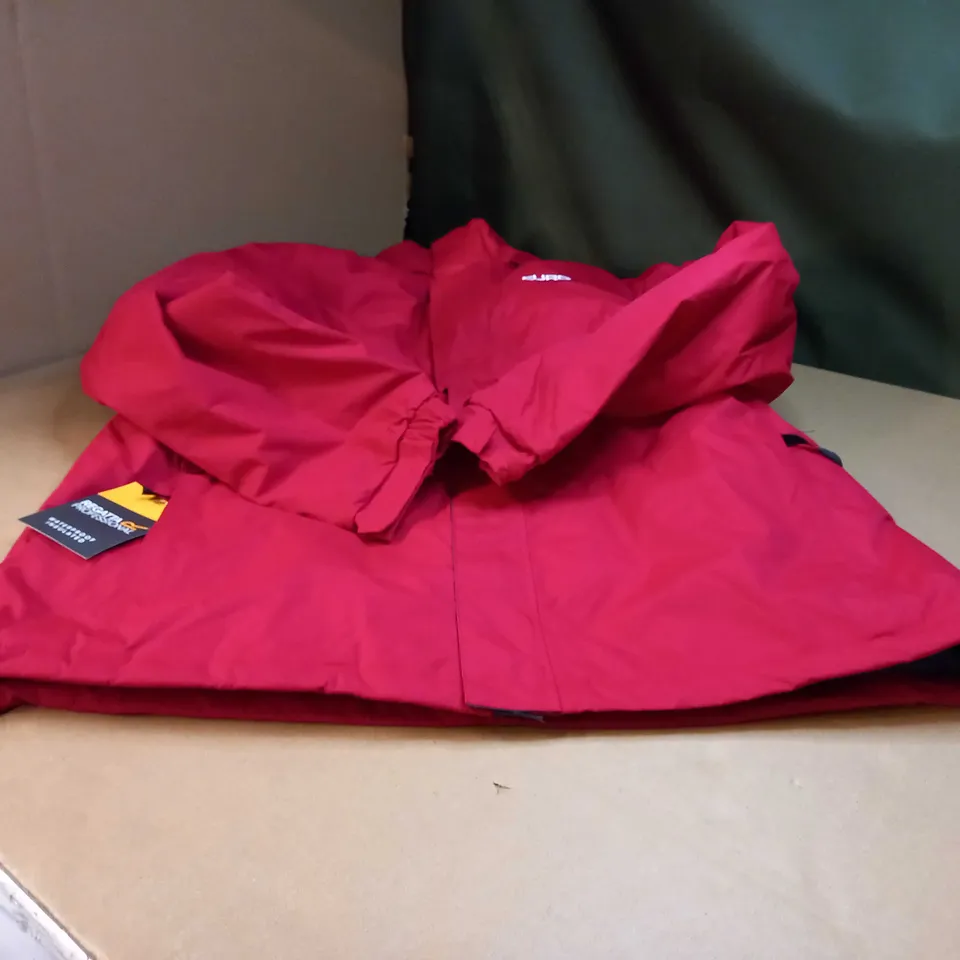 REGATTA PROFESSIOAL WATERPROOF INSULATED RED WINTER JACKET - XL