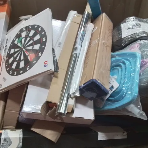 PALLET CONTAINING VARIOUS ASSORTED BOXED HOUSEHOLD ITEMS