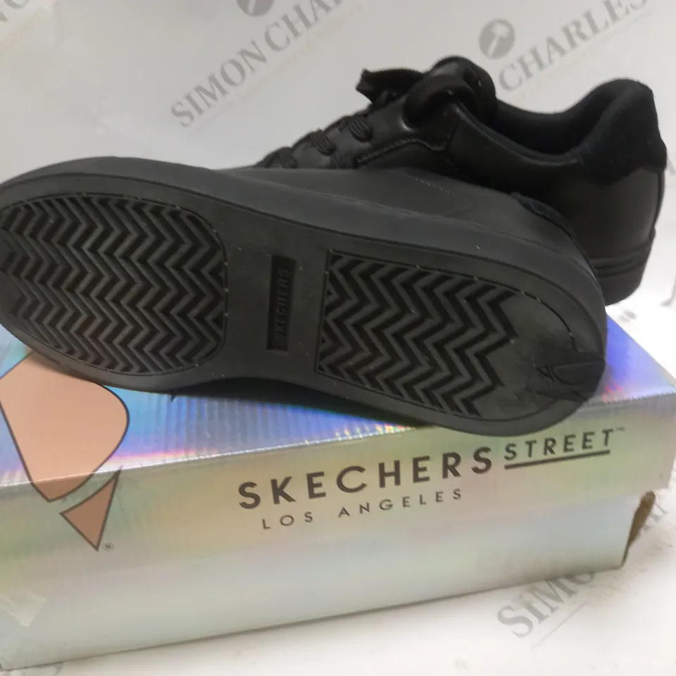 BOXED SKETCHERS STREET BLACK TRAINERS - SIZE 4