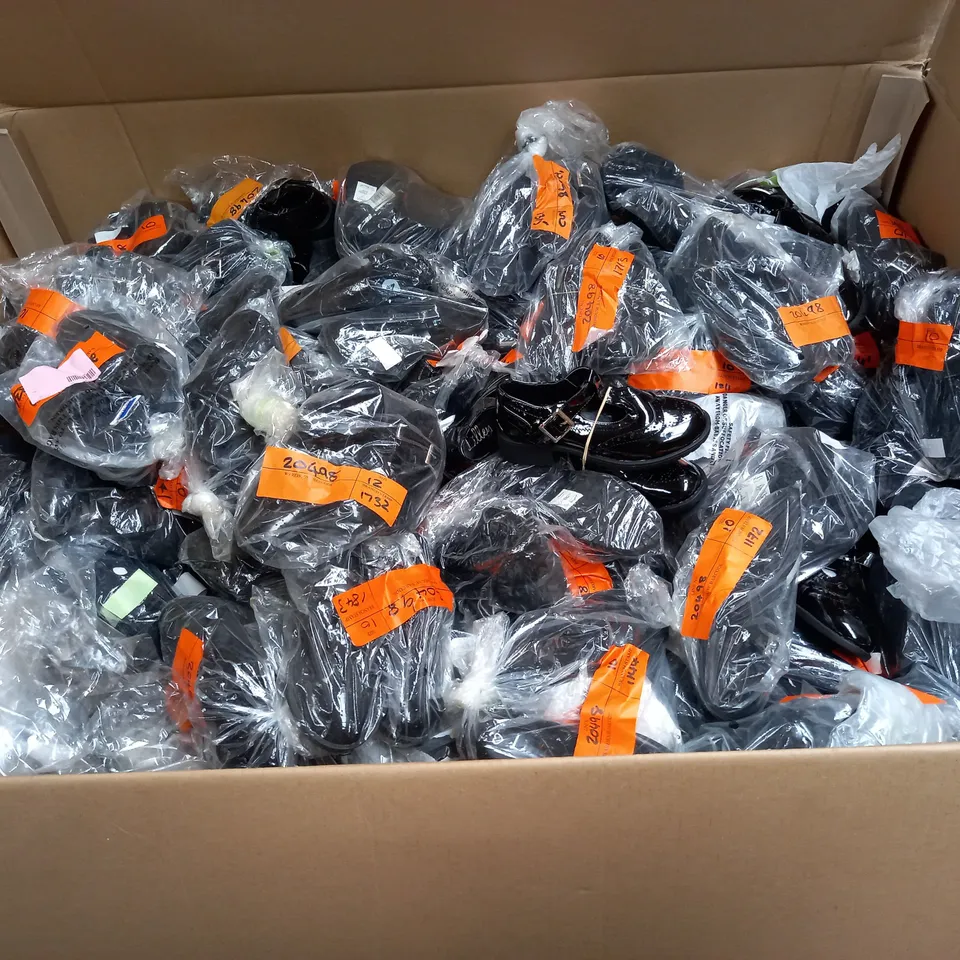 APPROXIMATELY 60 ASSORTED CHILDRENS SCHOOL SHOES IN VARIOUS SIZES - COLLECTON ONLY