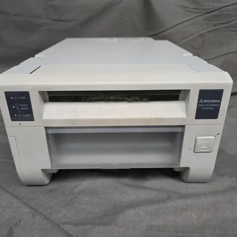 UNBOXED MITSUBISHI DIGITAL COLOUR PRINTER - CP-D70DW