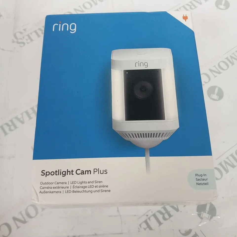 BOXED RING SPOTLIGHT CAM PLUS