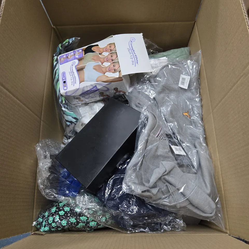 BOX OF APPROXIMATELY 20 ASSORTED HOUSEHOLD ITEMS TO INCLUDE CLOTHING, PURSE, COMFORTISSE PUSH UP BRAS ETC