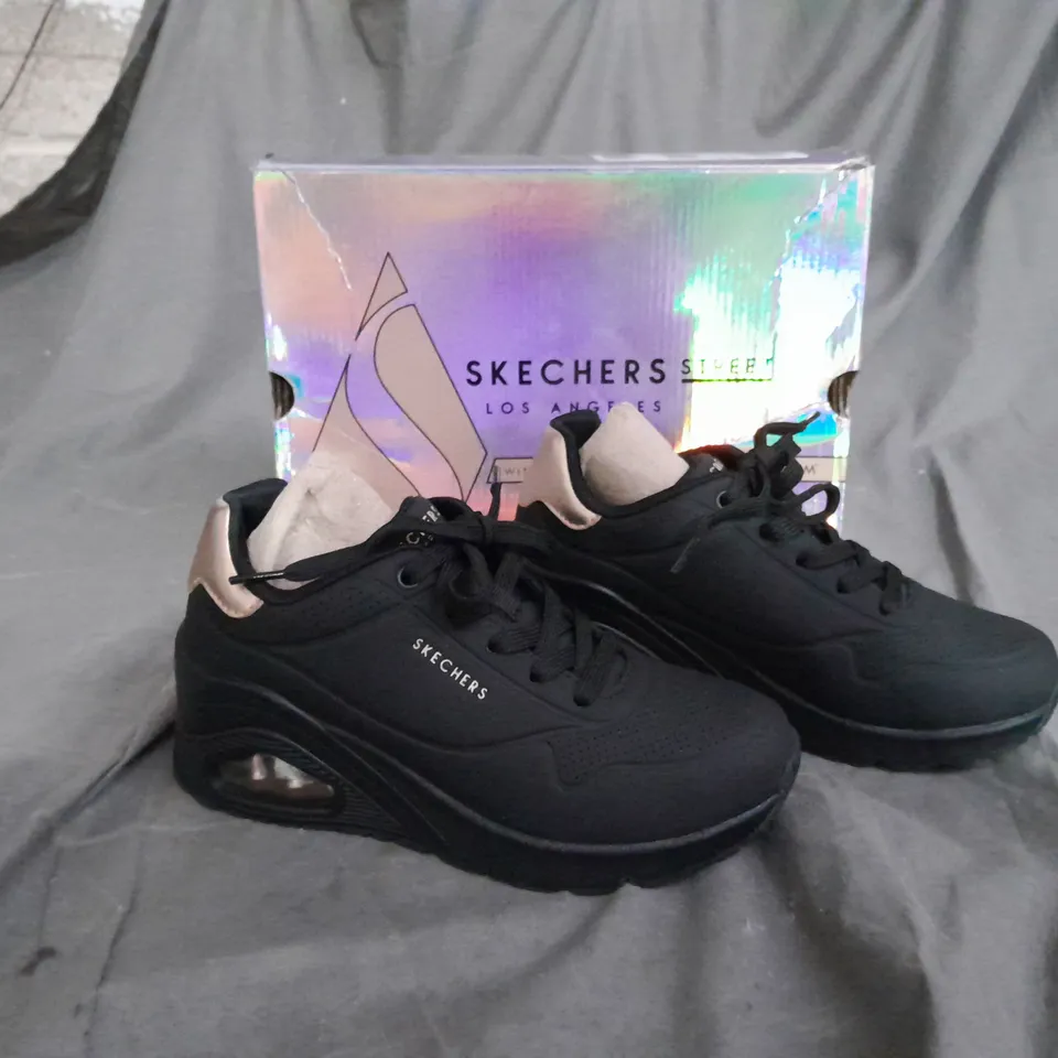 BOXED PAIR OF SKETCHERS STREET LA LACE UP BLACK UK 3