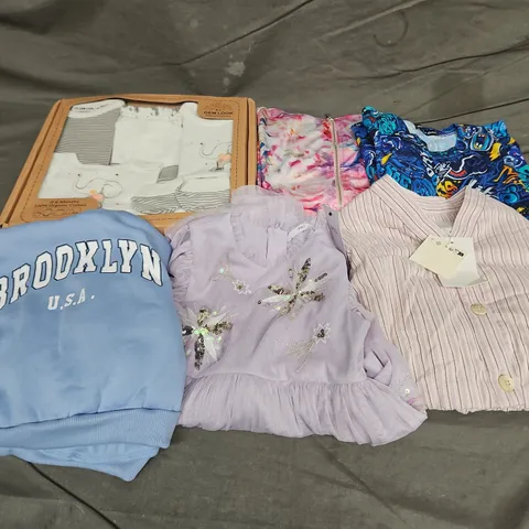 BOX OF APPROXIMATELY 30 ASSORTED KIDS CLOTHING ITEMS TO INCUDE - JAKCET - DRESS - BABY CLOTHES, ETC