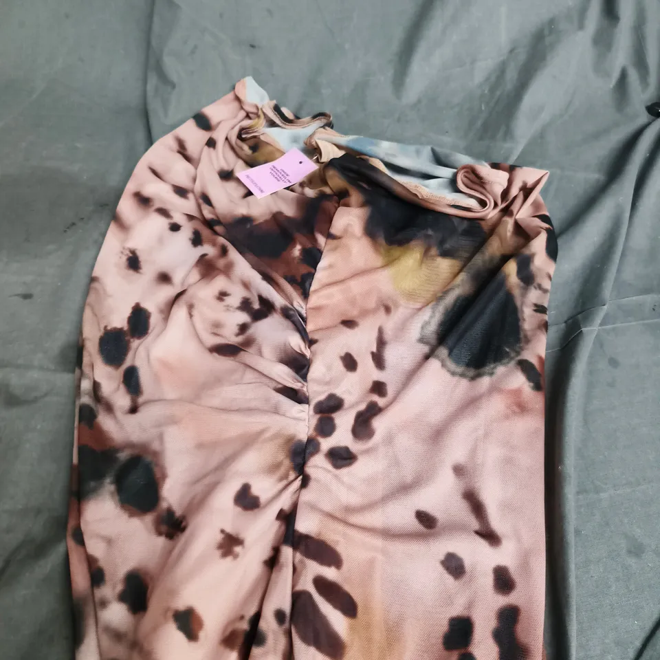 PRETTYLITTLETHING PINK PRINTED NECK DETAIL MINI DRESS UK 16