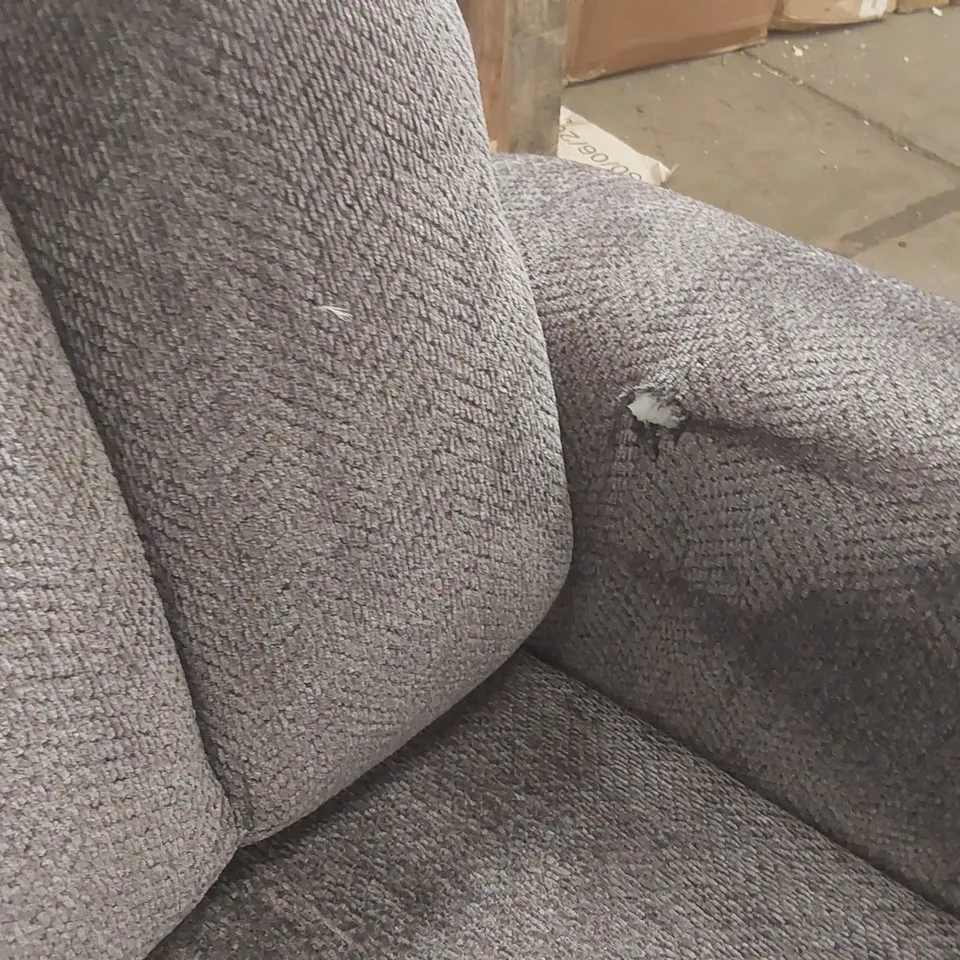QUALITY DESIGNER FABRIC UPHOLSTERED ELECTRIC RECLINING ARMCHAIR