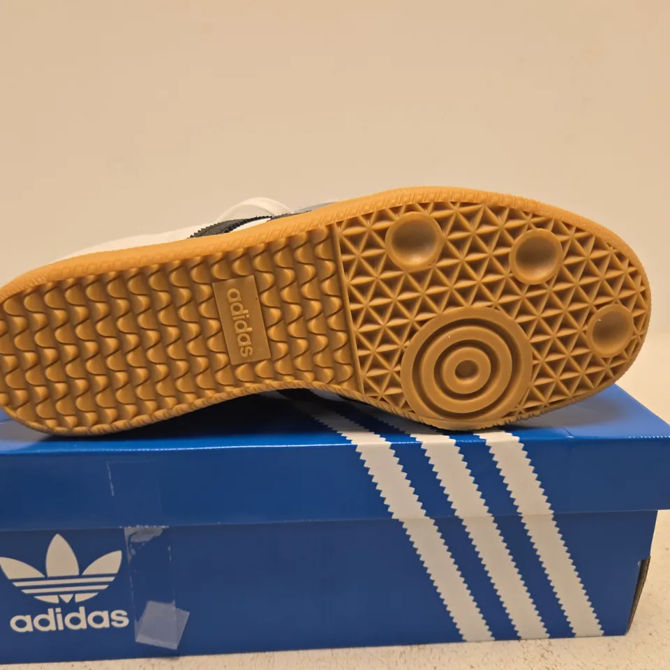 BOXED PAIR OF ADIDAS SAMBA LT W WHITE/BLACK – UK 8.5