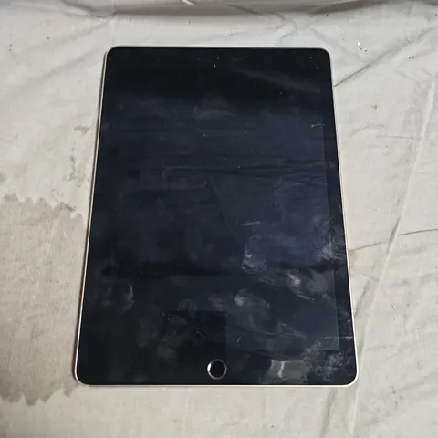 APPLE IPAD PRO (A1673)