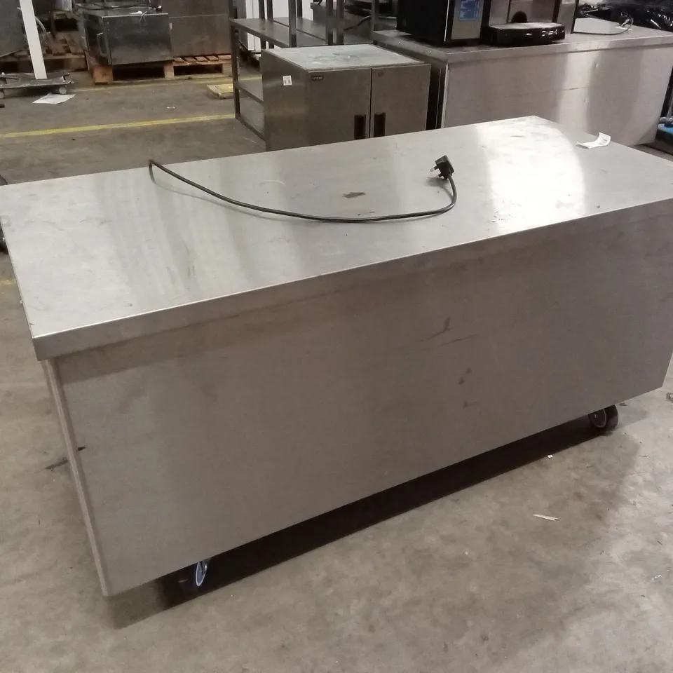 VICTOR ROLLHOT15Y HOT CUPBOARD