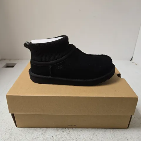 UGG CLASSIC ULTRA STRETCH CUFF BOOT – BLACK, UK 3