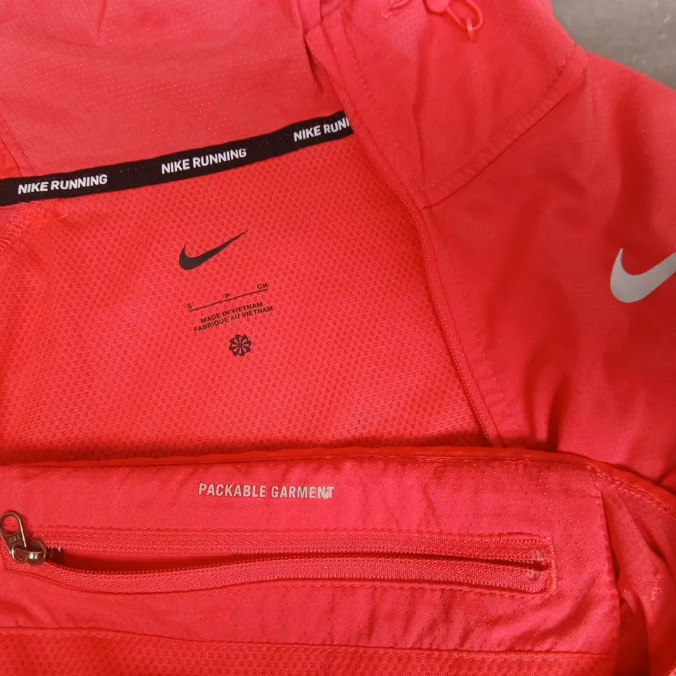 NIKE RUNNING WOMENS PINK LIGHTEIGHT JACKET - S