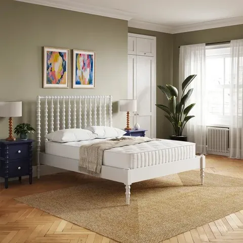 BOXED PIPPIN WOODEN 4FT6 DOUBLE BED FRAME - WHITE (2 BOXES)