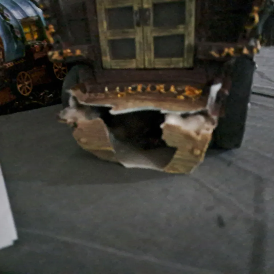 BOXED SMART SOLAR GYPSY ROSE CARAVAN