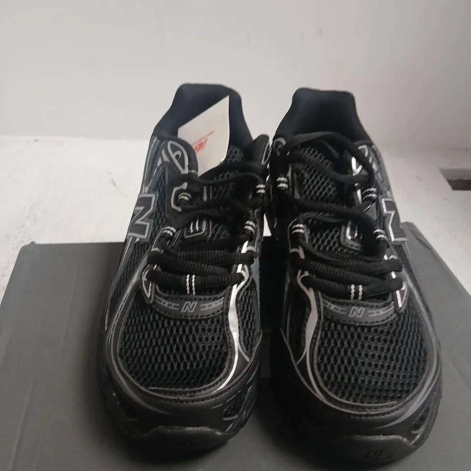 NEW BALANCE WOMEN’S TRAINERS – BLACK, UK 6 (US 6.5, EU 39.5) – BOXED