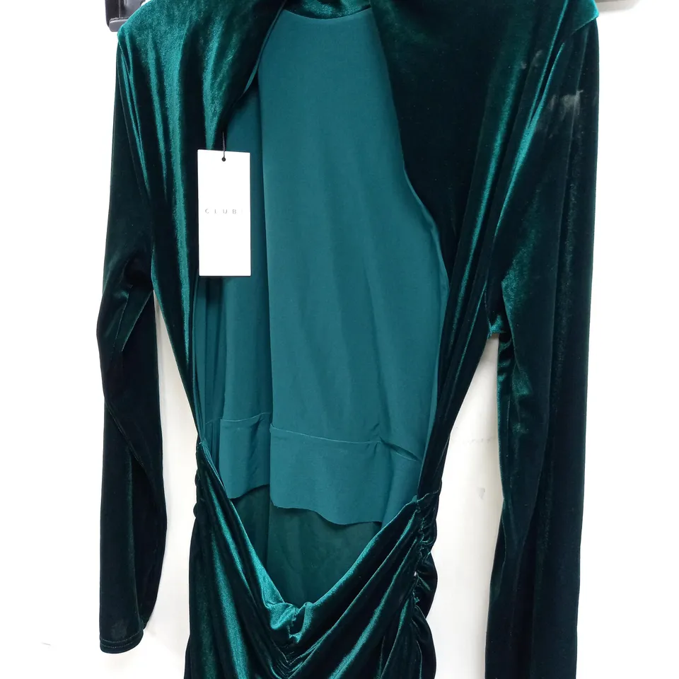 CLUB OF LONDON VELVET HIGH NECK BACKLESS MIDI DRESS IN GREEN - UK 14