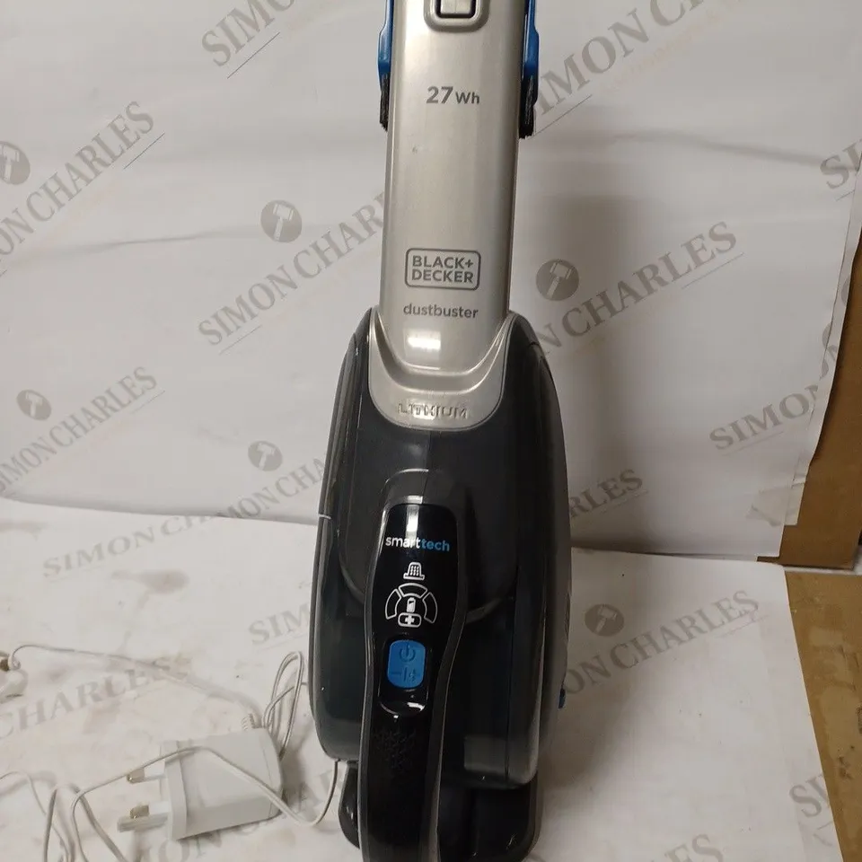 BLACK + DECKER SMARTTECH DUSTBUSTER 