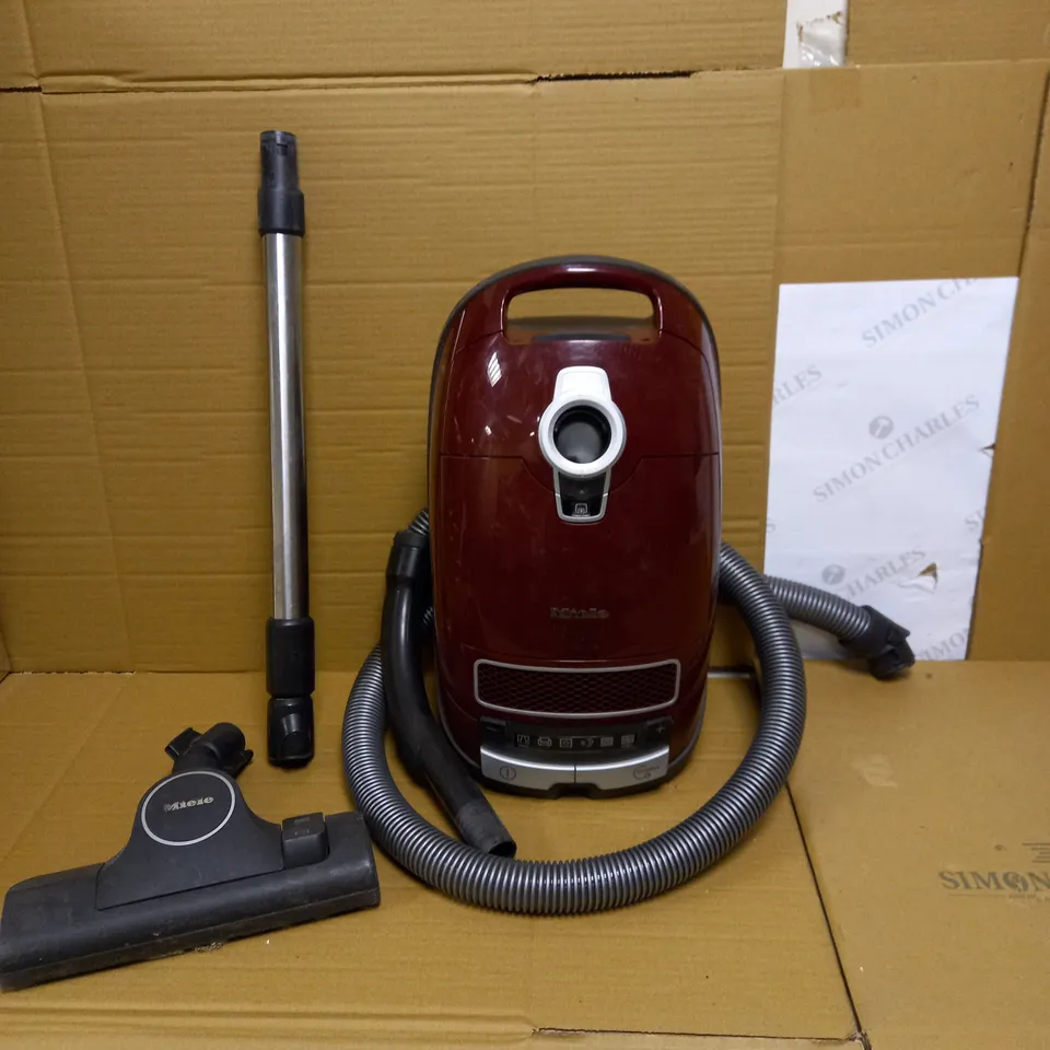 MIELE COMPLETE C3 PURE RED POWERLINE, BAGGED CYLINDER VACUUM CLEANER, CORDED