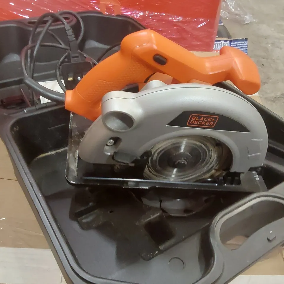 BLACK + DECKER CD601 CIRCULAR SAW