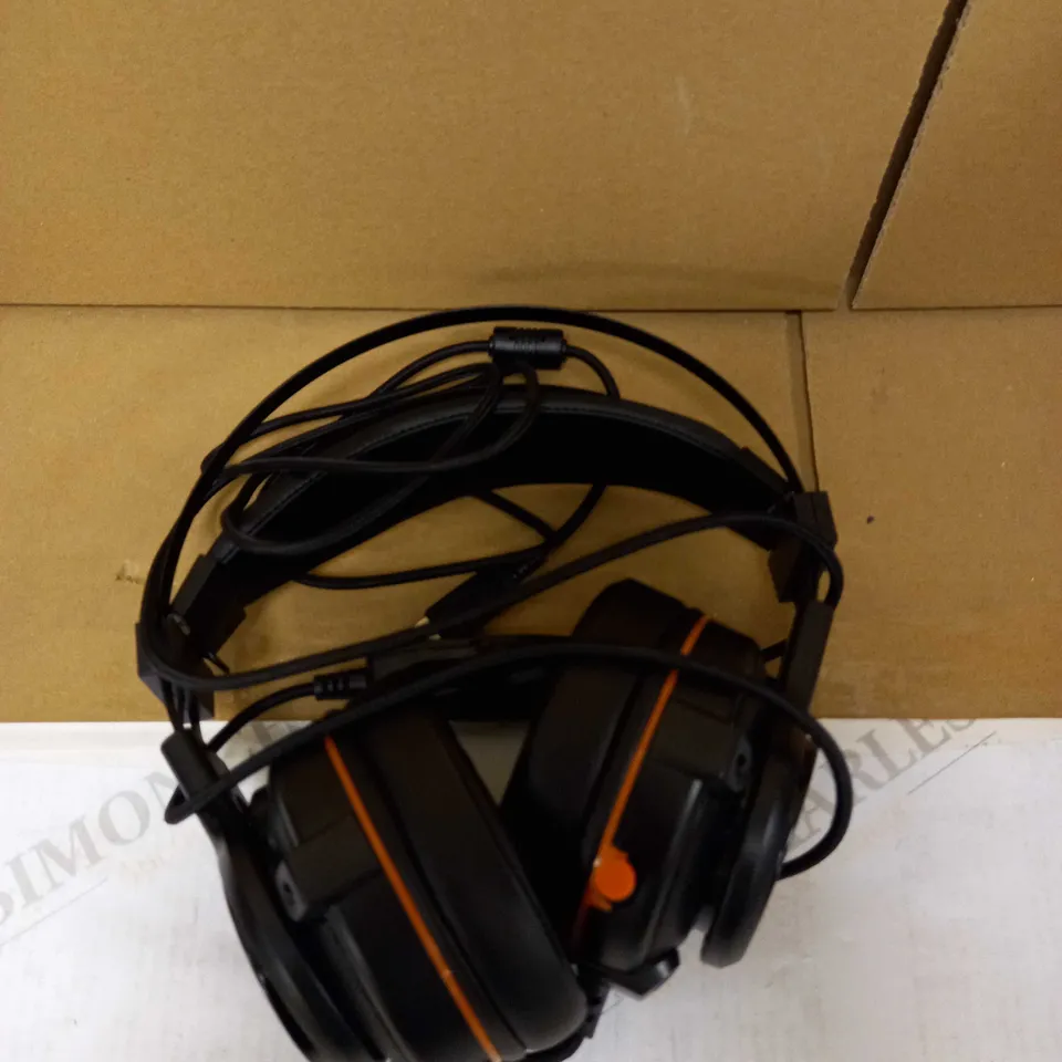 BLACKWEB VIRTUAL 7.1 GAMING HEADSET