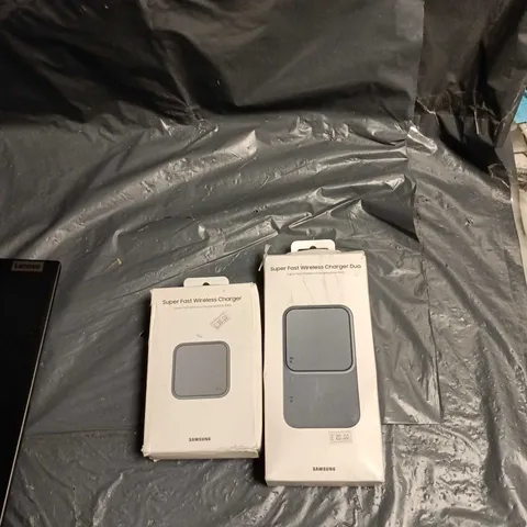 2X SAMSUNG FAST WIRELESS CHARGERS BOXED