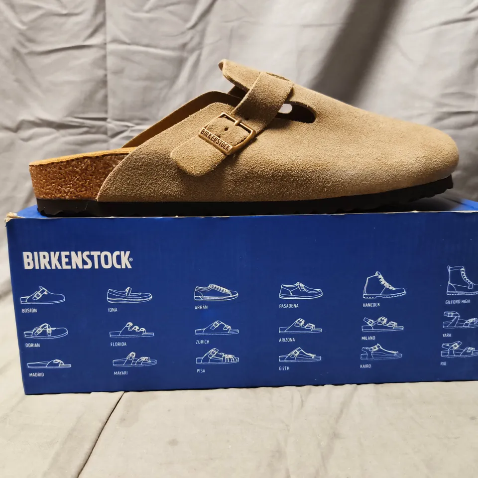 BOXED PAIR OF BIRKENSTOCK BOSTON BS SHOES IN TAUPE SIZE EU 46