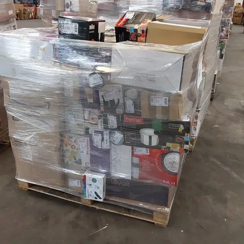 PALLET OF APPROXIMATELY 62 UNPROCESSED RAW RETURN HOUSEHOLD AND ELECTRICAL GOODS TO INCLUDE;