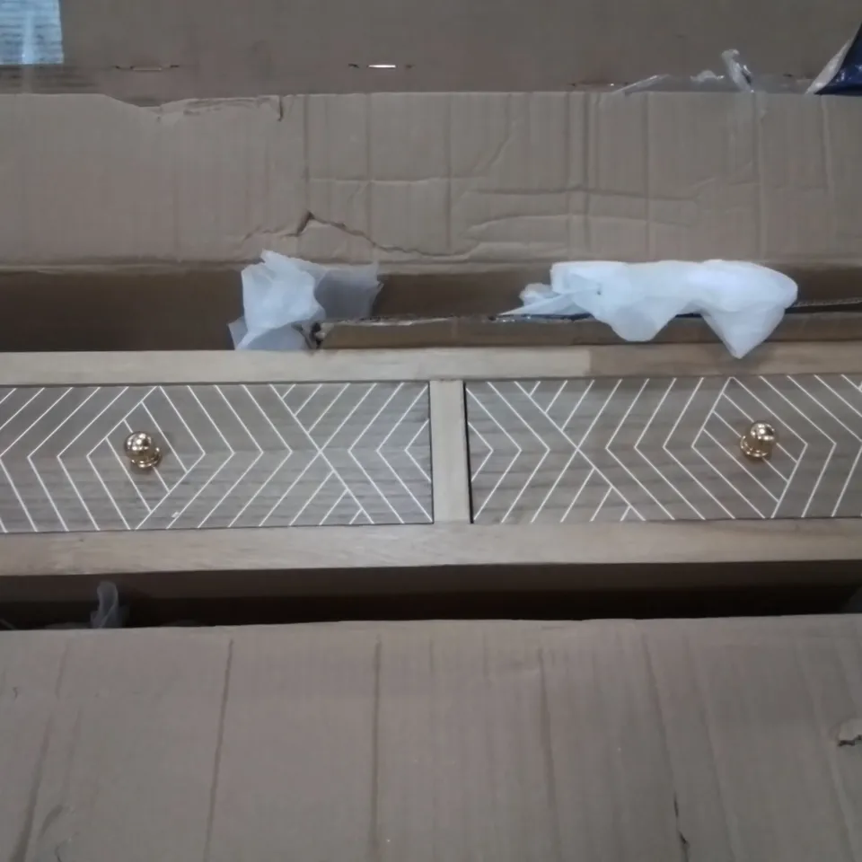 BOXED VERSA DRESSING TABLE (1 BOX)