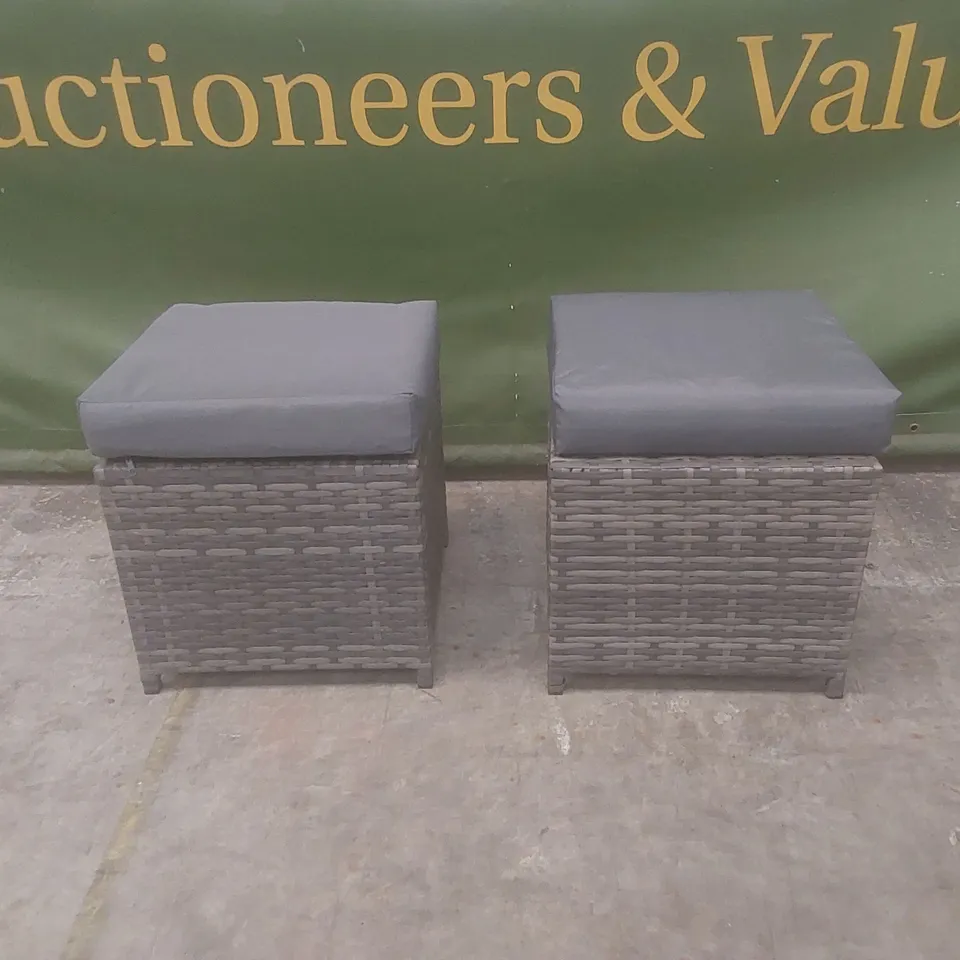 BRAND NEW KANSAS RATTAN SOFA SET WITH RISING TABLE IN GREY  RRP £1095