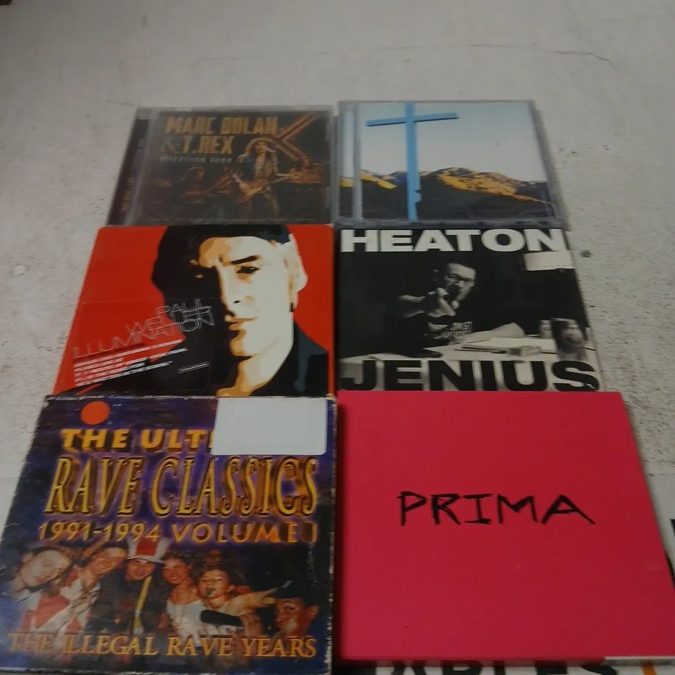 APPROXIMATELY 30 ASSORTED MUSIC ALBUMS/SINGLES TO INCLUDE PAUL HEATON, PRIMA, PAUL WELLER ETC