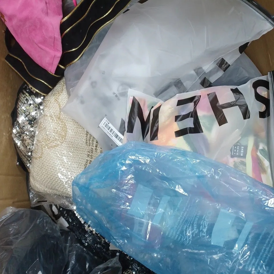 BOX OF APPROXIMATELY 25 ASSORTED CLOTHING ITEMS TO INCUDE - BRA , JACKET , TROUSERS ETC