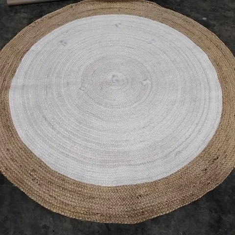 SAFAVIEH NATURAL FIBER IVORY RUG APPROXIMATELY 183CM ROUND 