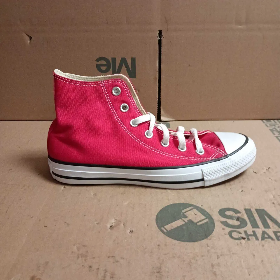 CONVERSE ALL STAR HIGH TOP TRAINERS RED AND WHITE SIZE 6