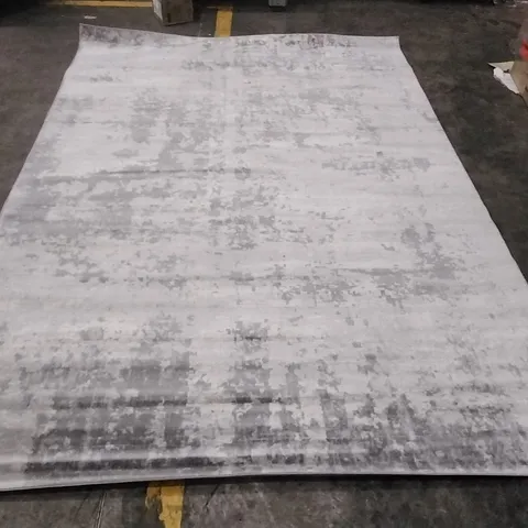 ABSTRACT AREA RUG APPROXIMATELY 200X290CM