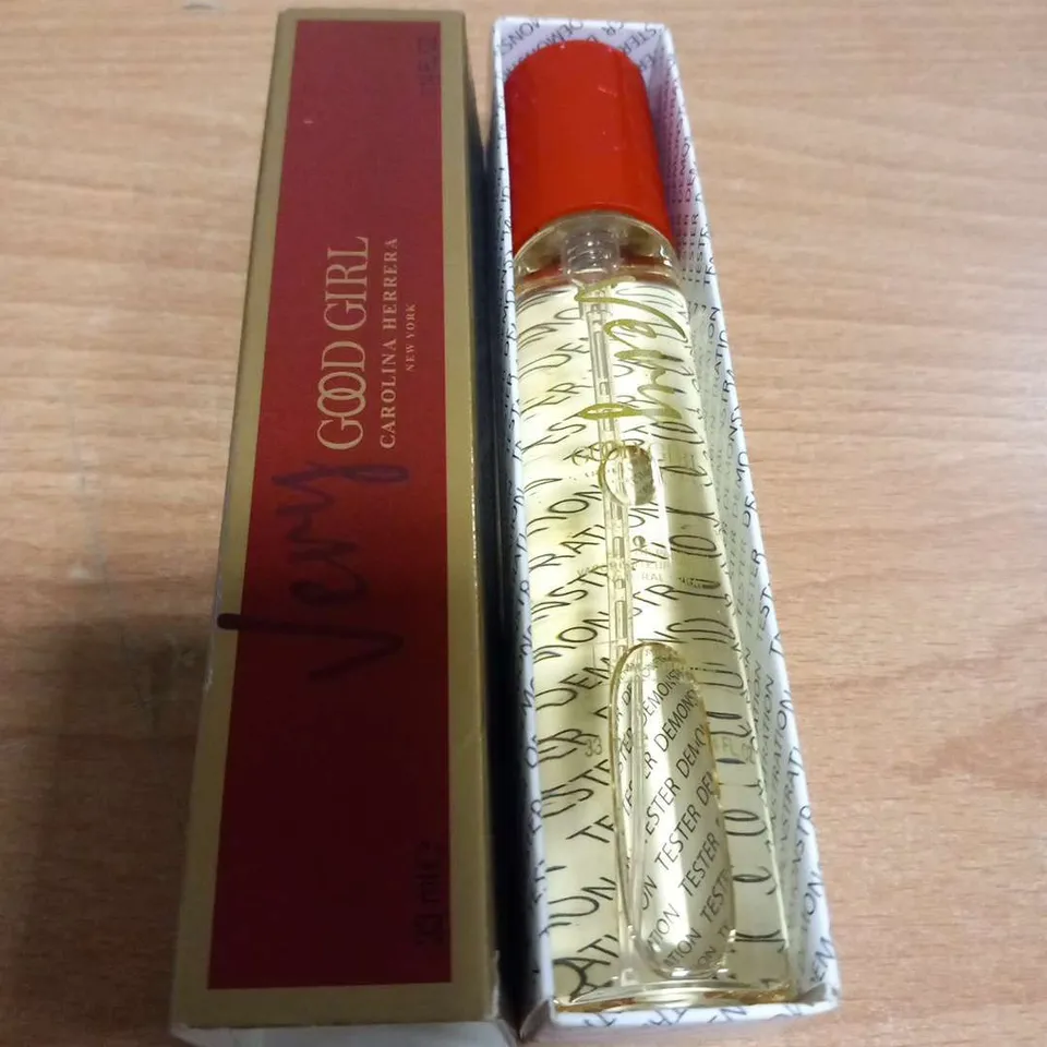 BOXED CAROLINA HERRERA VERY GOOD GIR EAU DE PARFUM 33ML