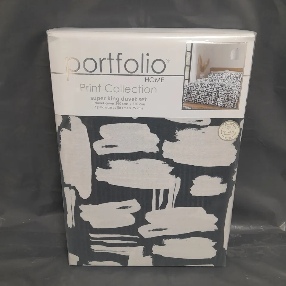 SEALED PORTFOLIO PRINT COLLECTION DUVET SET - SUPER KING 