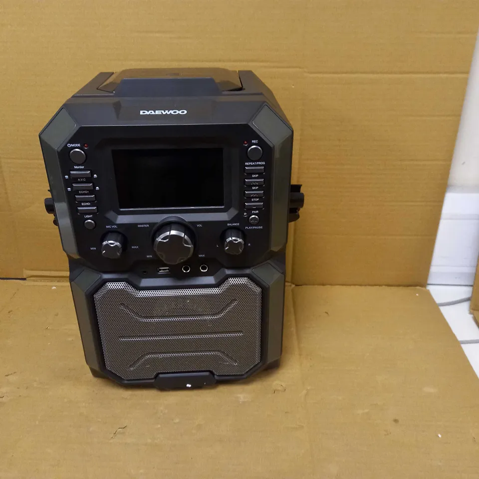 DAEWOO AVS1302 BLUETOOTH KARAOKE MACHINE