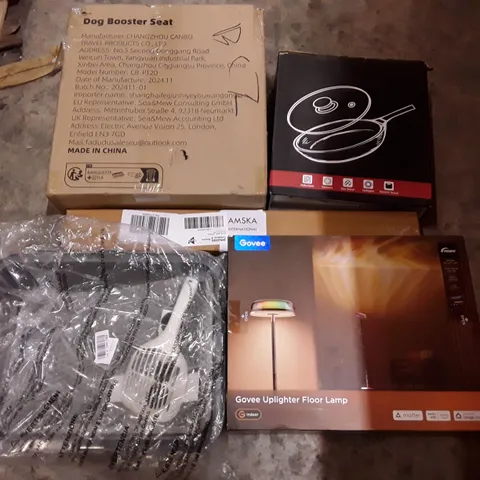 PALLET CONTAINING ASSORTED PRODUCTS INCLUDING DOG BOOSTER SEAT, FRYING PAN WITH LID, STAIR CARPET RODS, CAT LITTER BOX & GOVEE UPLIGHTER FLOOR LAMP 
