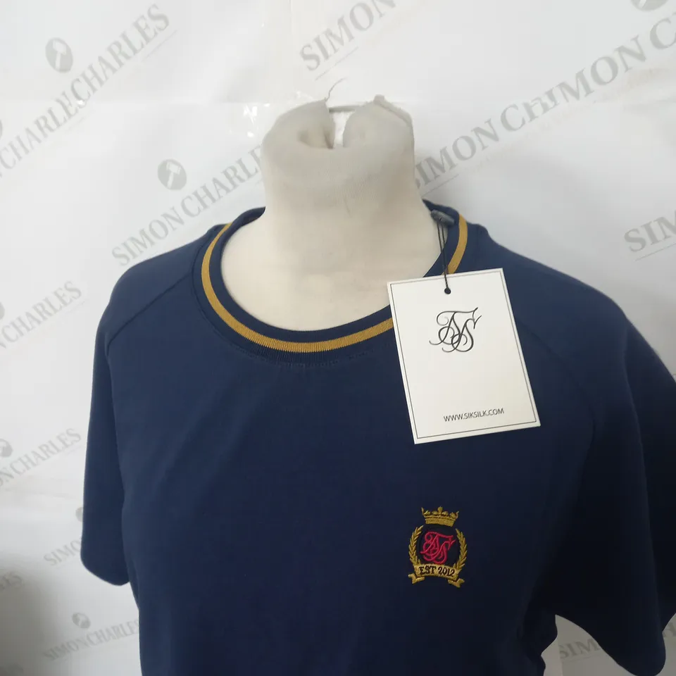 SIKSILK CREST CUT AND SEW T-SHIRT SIZE L