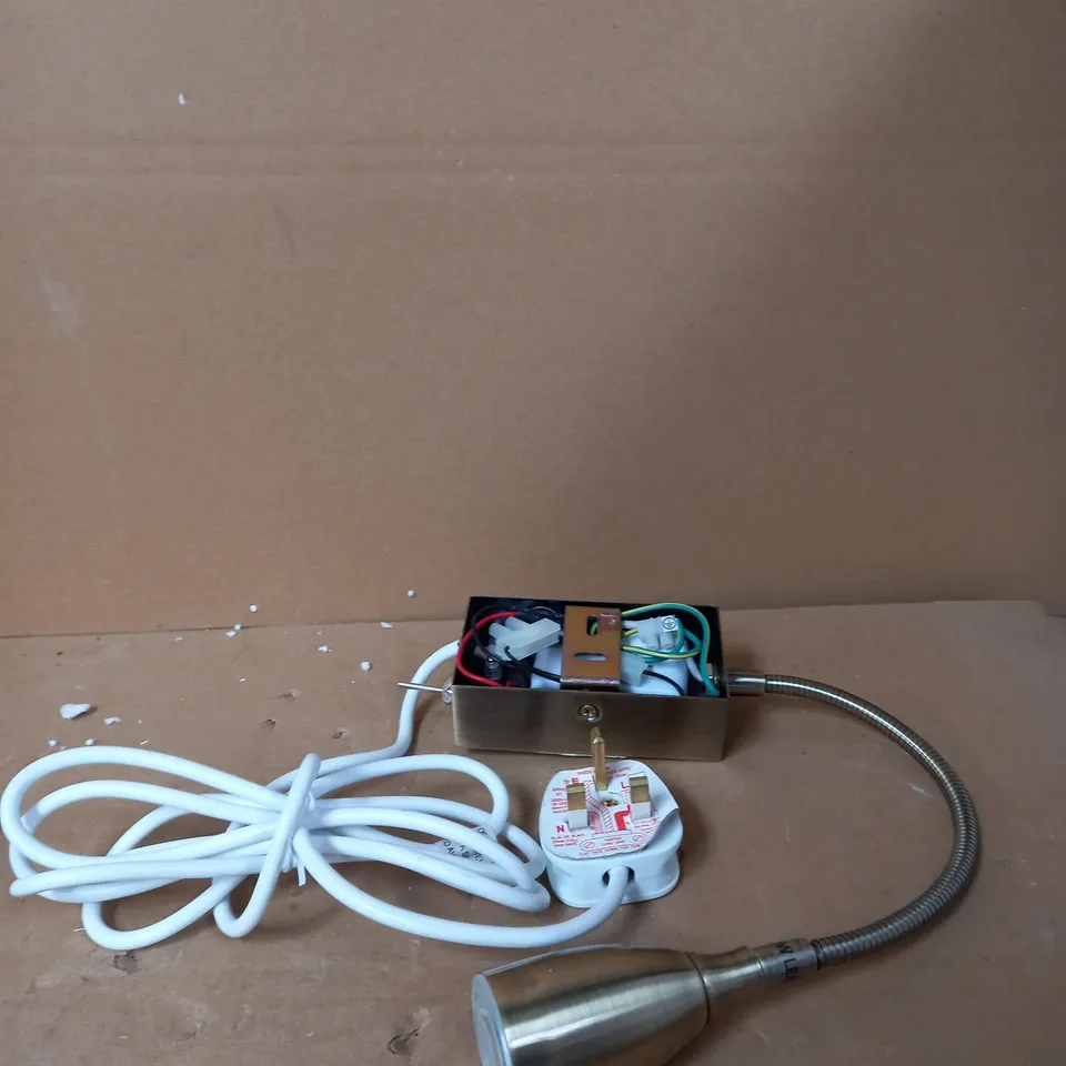 DAR FLEXI READING LIGHT