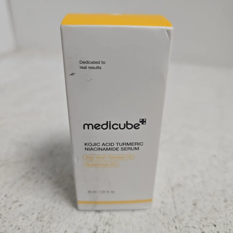 BOXED AND SEALED MEDICUBE KOJIC ACID TURMERIC NIACINAMIDE SERUM (30ML)