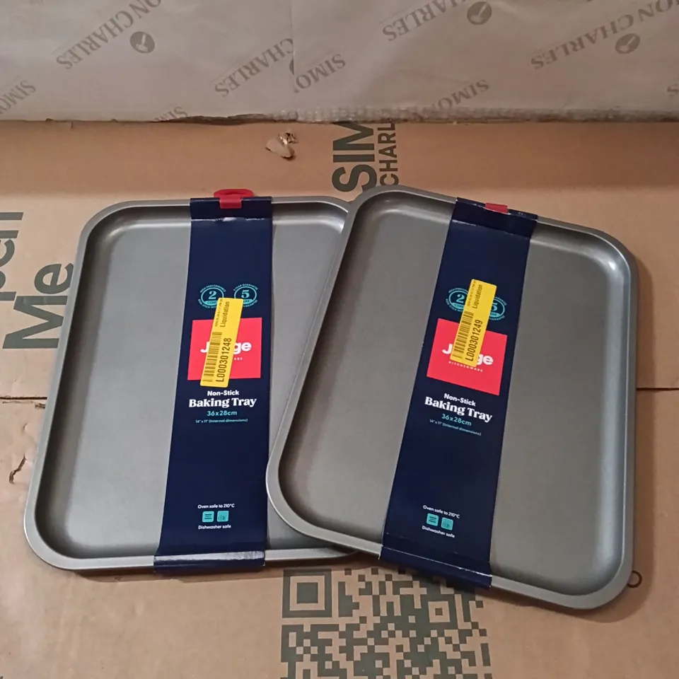 JUDGE NON-STICK BAKING TRAY, 36x28cm (SET OF 2) 