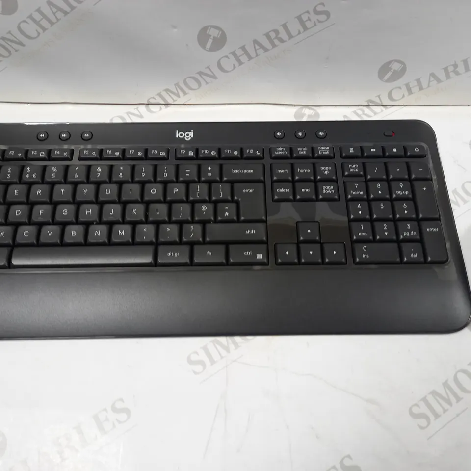 LOGITECH MK540 WIRELESS KEYBOARD