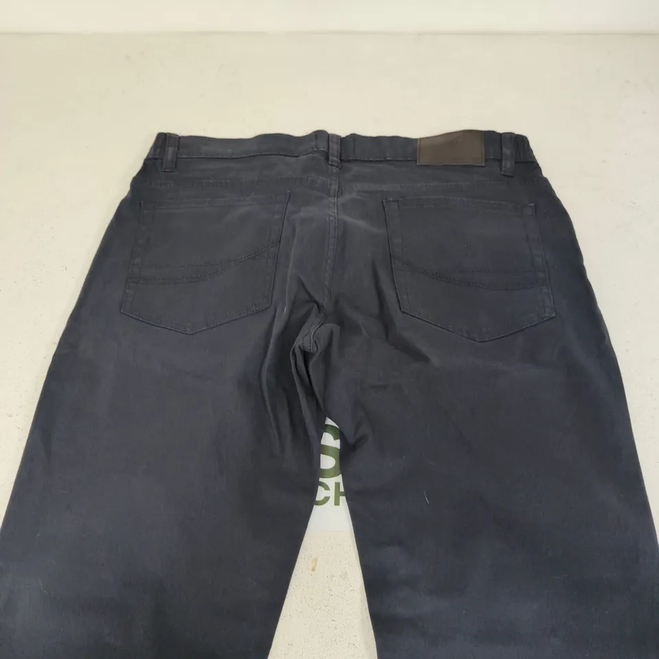 MAN'S WORLD NAVY COTTON TROUSERS – UK 36S (EU 26; RU 50(4)) – COTTON MADE IN AFRICA