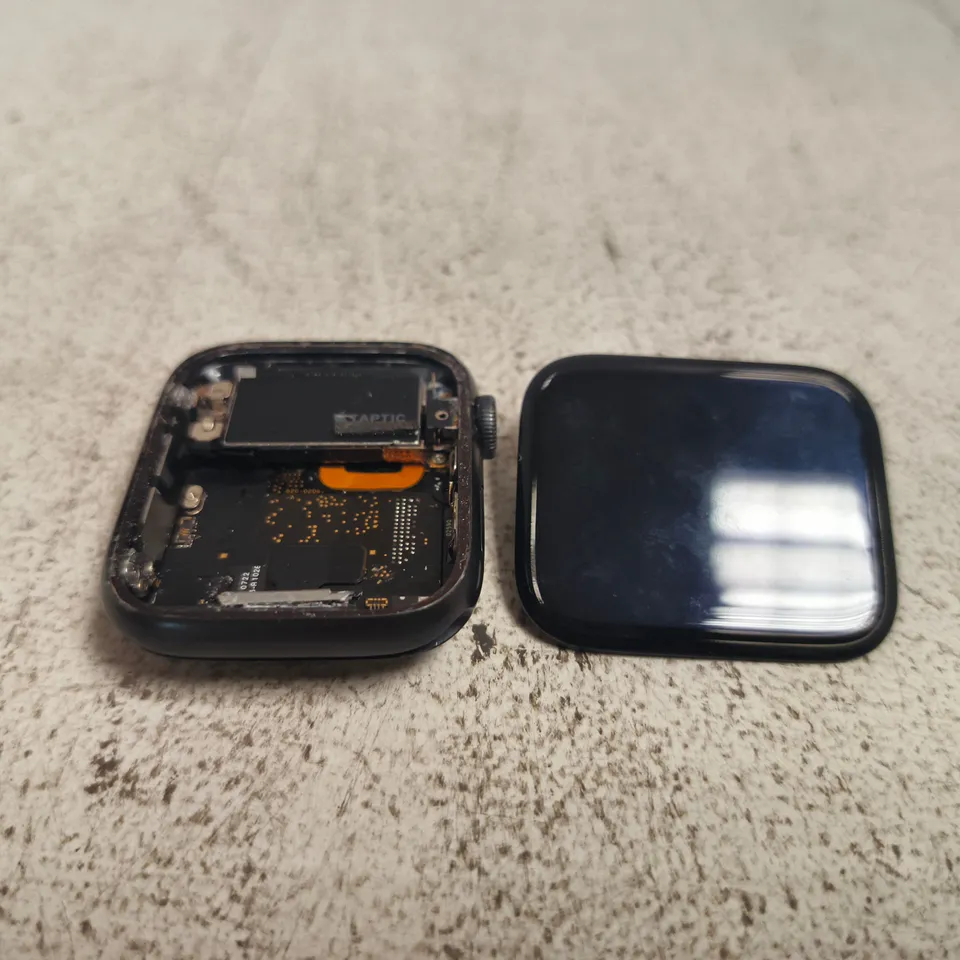 APPLE SMARTWATCH SERIES 6