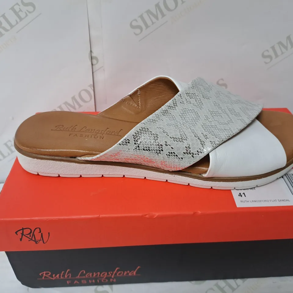 BOXED SILVER OPEN TOE CROCODILE EFFECT SANDAL SIZE 8