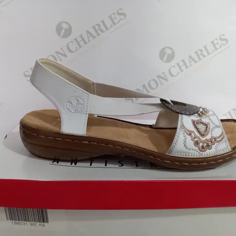 BOXED RIEKER SANDLES IN WHITE SIZE 6